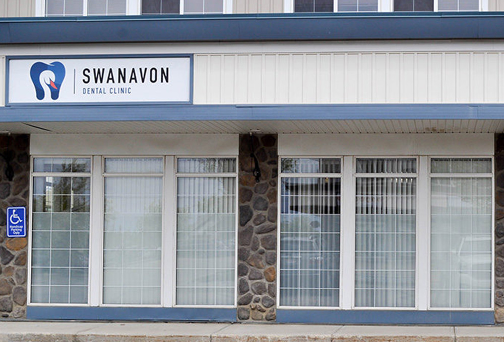 swanavanon dental office grande prairie