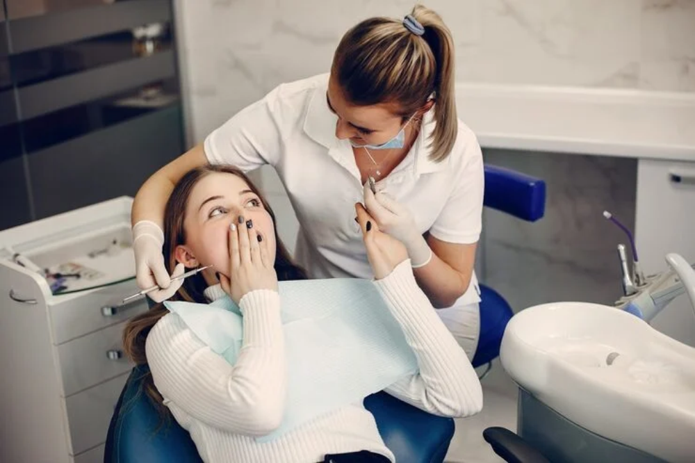 Don't Ignore Dental Pain: Visit an Emergency Dentist Today